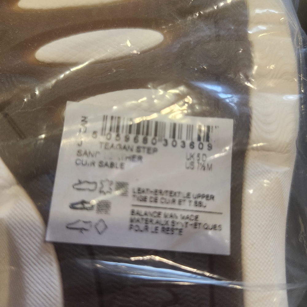 Clarks Teagan Women's Tan Sport Sandals with White Soles - Picture 2 of 3